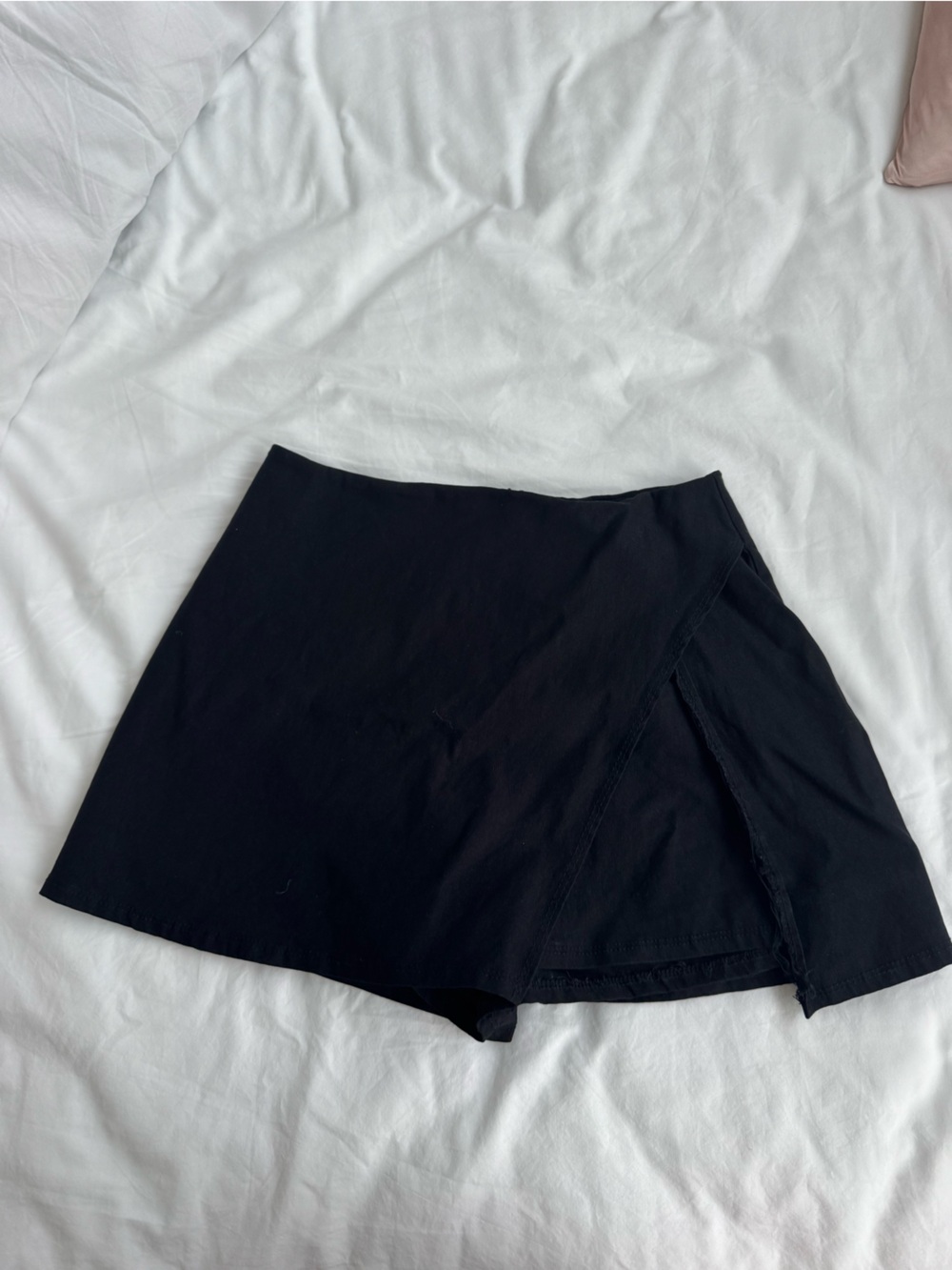 Black Blue Blush mini skirt in a S, has built I  skort #mini #black